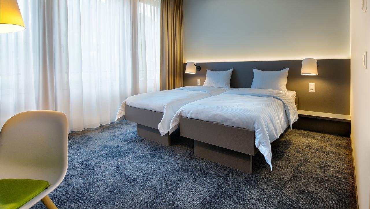 B_Smart Motel Ландкварт Екстер'єр фото