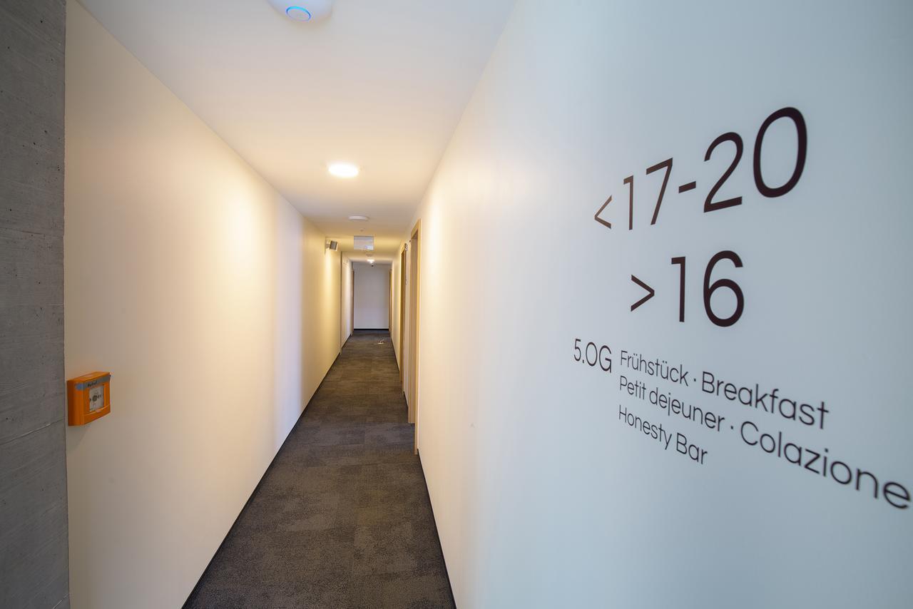 B_Smart Motel Ландкварт Екстер'єр фото