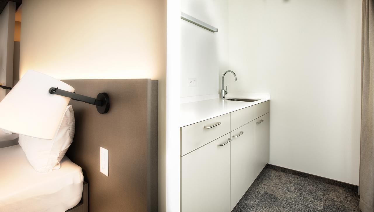 B_Smart Motel Ландкварт Екстер'єр фото